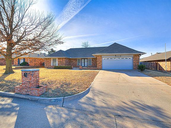 2nd image of 11226 Folkstone Dr