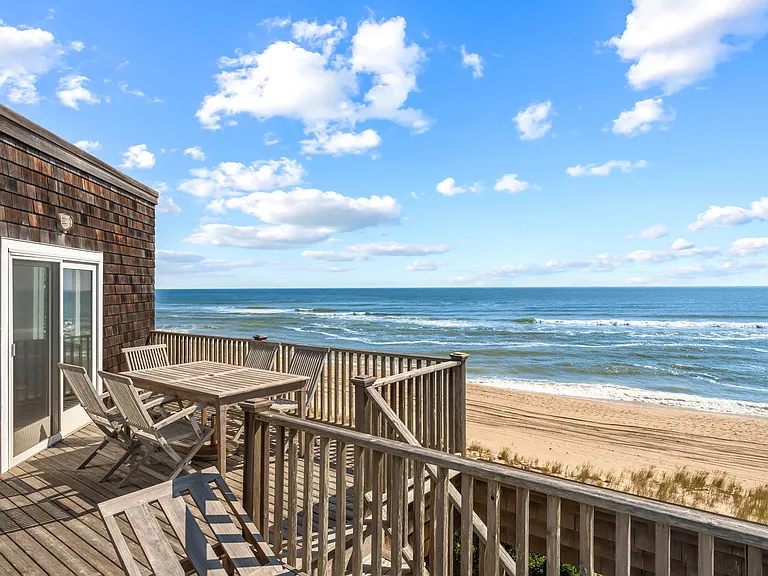380 Old Montauk Hwy — Photo 15