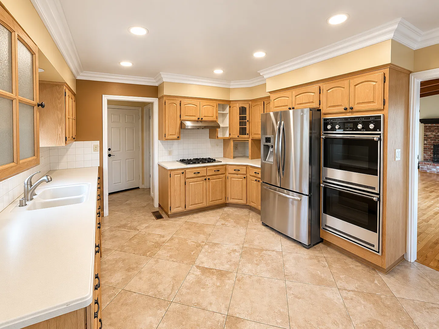 3 bed, 1408 sqft, $5,190 — Photo 1