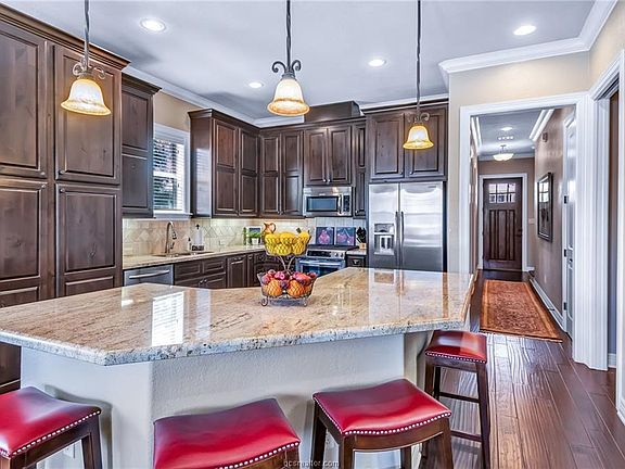5th image of 3400 Heisman Cir Unit 6-M