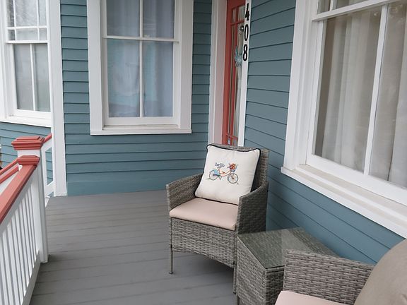 3rd image of 3408 Avenue O 1/2