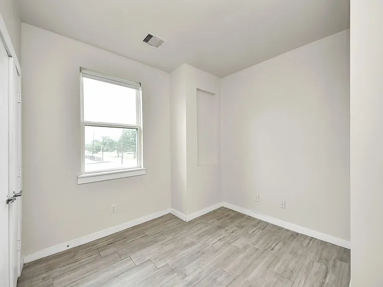 4228 Bellfort St — Photo 29