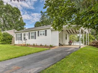 2710 Chatham Dr, Maryland Heights, MO