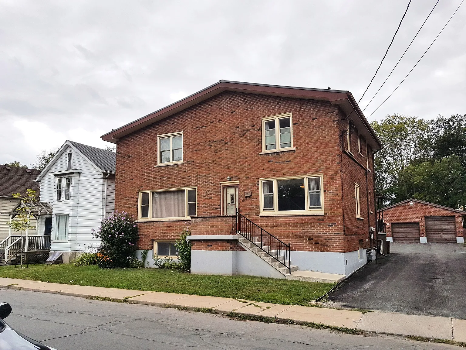 6 bed, $3,960 — Photo 2