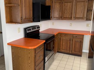 330 Federal St #2, Greenfield, MA 01301