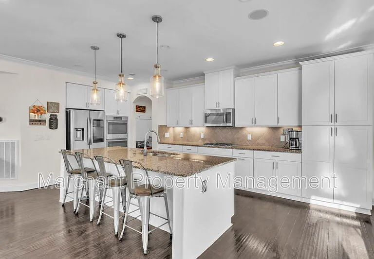 4 Woodland Chase Ct — Photo 18