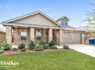 2212 Tombstone Dr, Forney, TX 75126