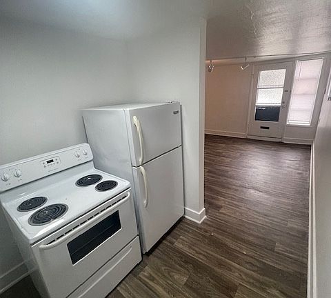 3rd image of 3600 California Ave SW #4207B