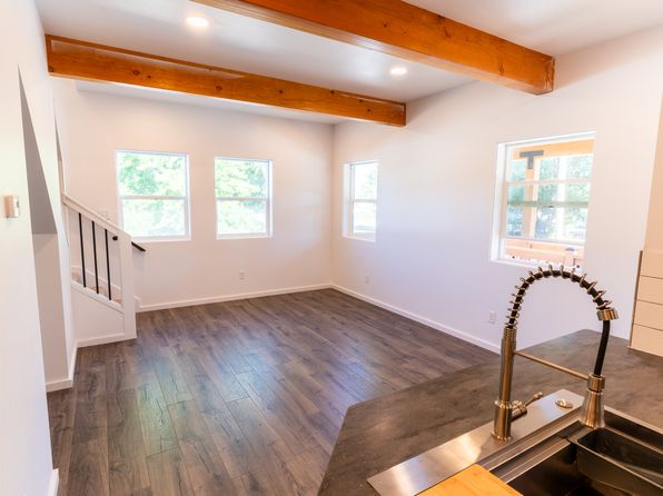 155 N Maple St #1