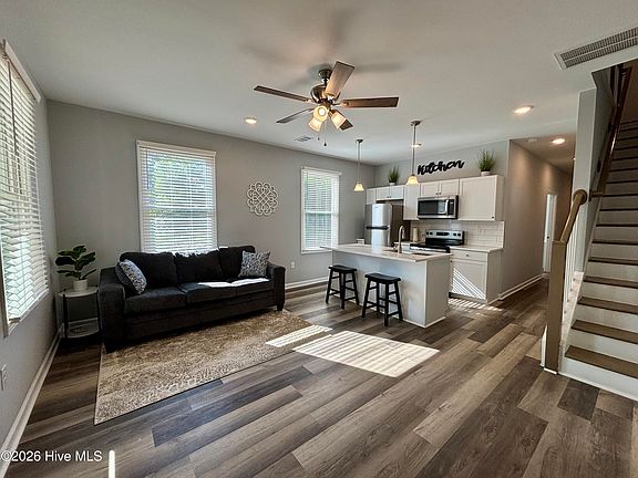 5th image of 112 Telfair St #A