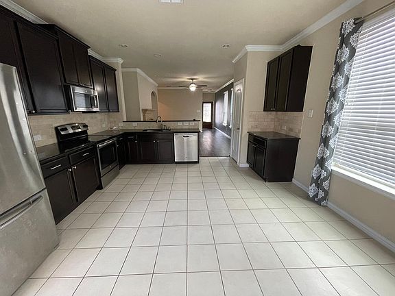 3rd image of 16033 Crosslake Ct