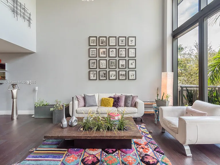 6000 Collins Ave #310 — Photo 5