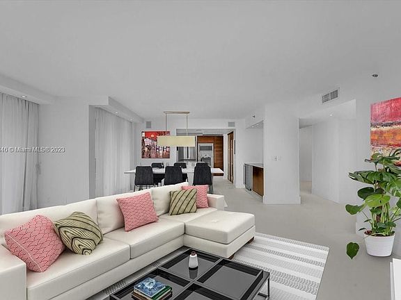 4th image of 1581 Brickell Ave APT 2305