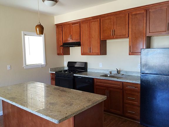 2nd image of 139 N Kingston St APT 5