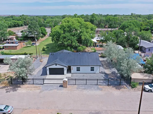 1707 Powell Rd SW, Albuquerque, NM 87105