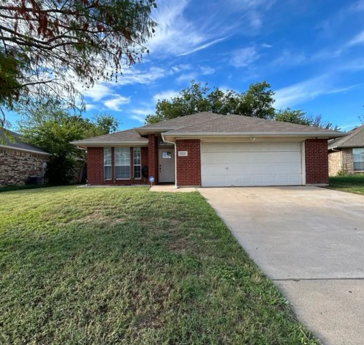 3 bed, 1752 sqft, $2,095 — Photo 1