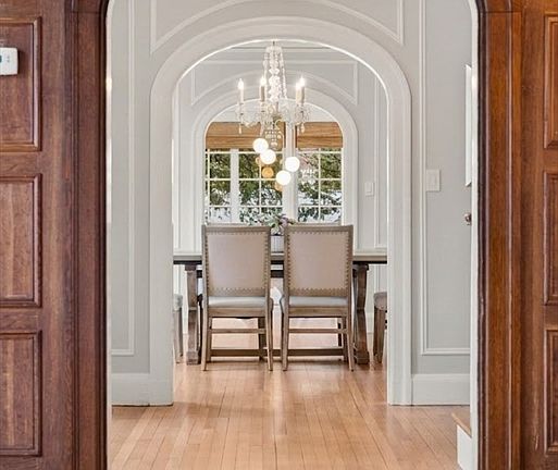3rd image of 5 Hammond St