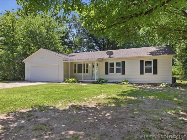 111 Irving St, Pryor, OK 74361