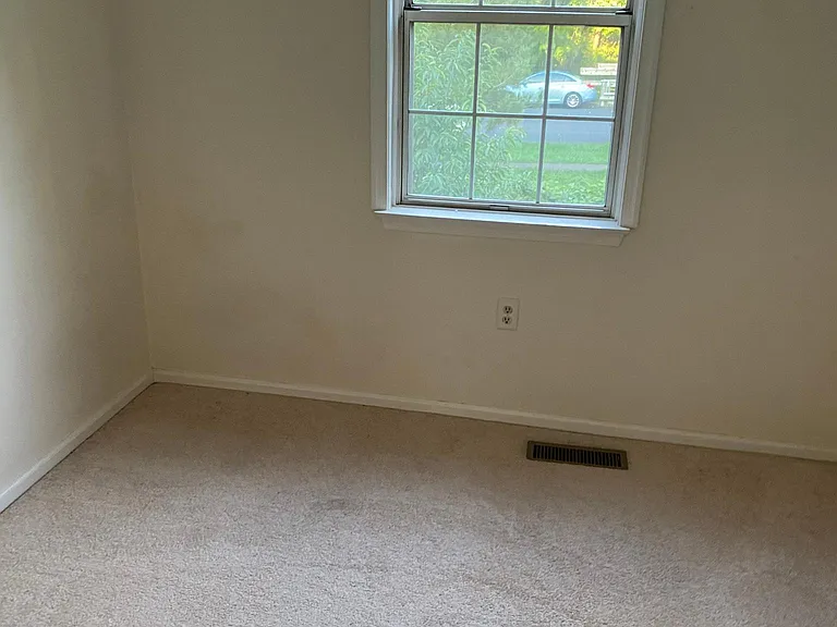 11 Bickel Ct — Photo 9