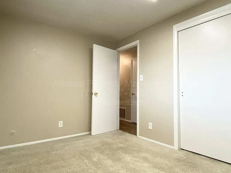 6087 Del Rey Dr — Photo 32