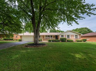 821 W Kingsley St, Springfield, MO 65807