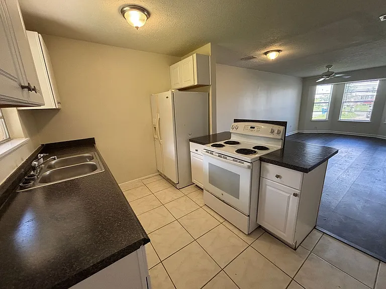 285 Sukoshi Dr #C — Photo 3