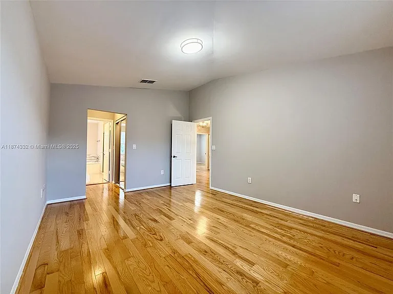 1140 Oysterwood St #HOME — Photo 8