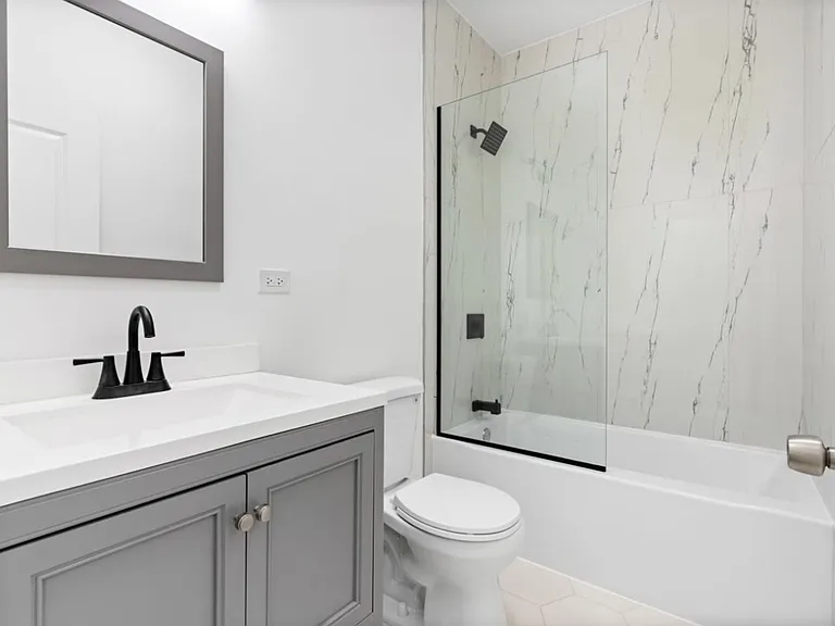 538 N Lawndale Ave — Photo 3