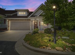 523 Apple View Way APT 409, Sevierville, TN 37862