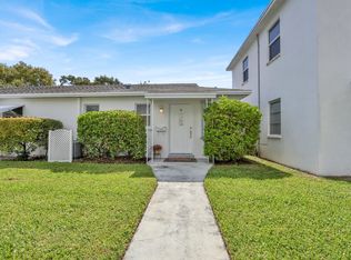 10084 Meridian Way N APT 4, Palm Beach Gardens, FL 33410
