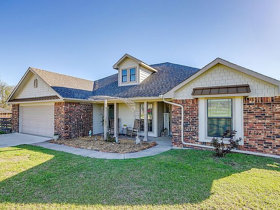 2nd image of 4017 Midway Rd