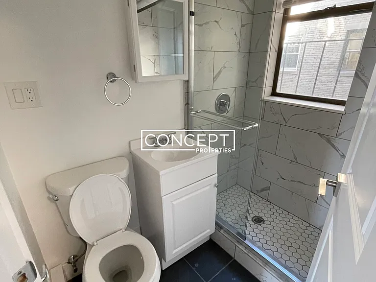 81 Park Dr #8CP — Photo 6