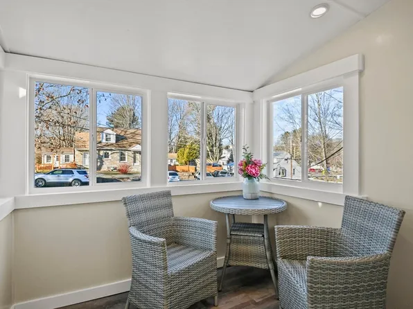 3 Messier St APT 2, South Grafton, MA 01560