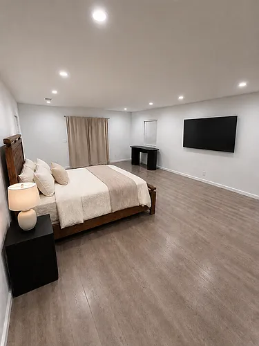 6008 Premiere Ave #1 Photo 1