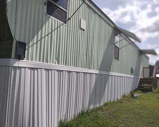 2nd image of 2809 S Us Highway 17 #C17