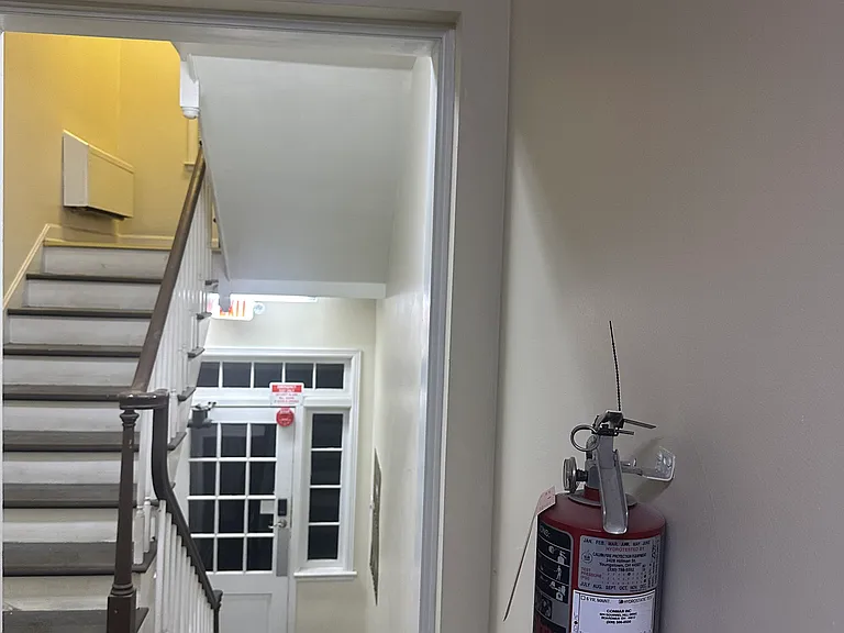 365 E Midlothian Blvd — Photo 1