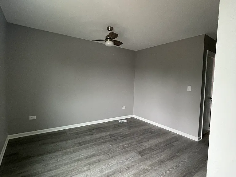 7315 S Greenwood Ave — Photo 15