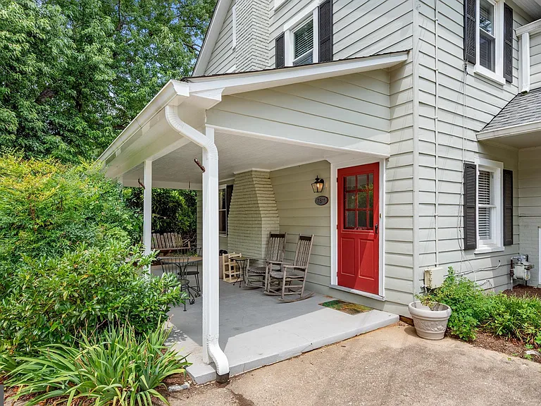 7811 Maple Ave — Photo 3