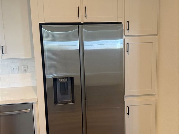 5th image of 64625 Pierson Blvd Space G11