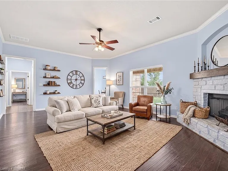 3725 Colfax Way — Photo 13