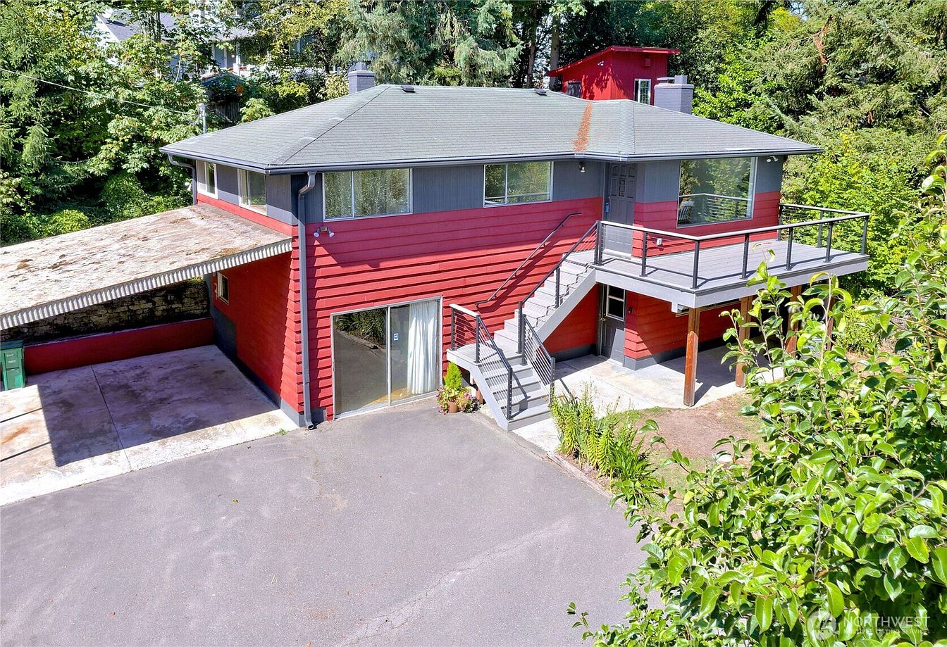 1st image of 8004 S 134th Street