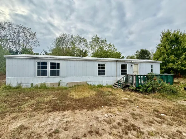 140 Old Yukon Road, Raymondville, MO 65555
