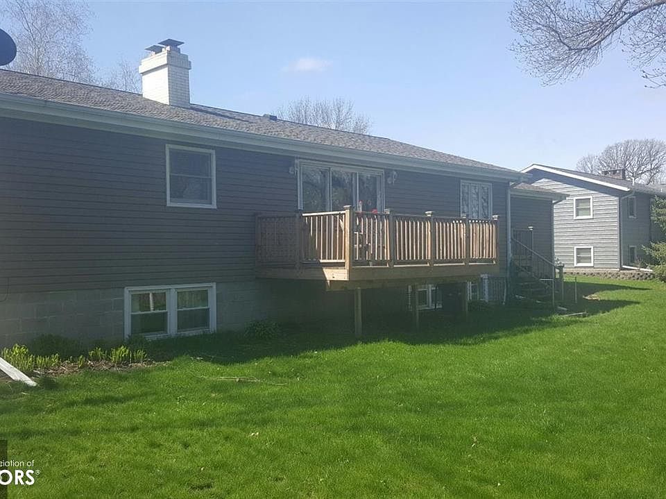 2nd image of 401 W Brassfield Dr