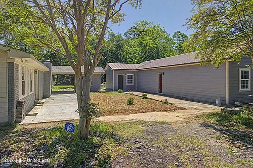 9424 Daisy Vestry Rd #4 Photo 1