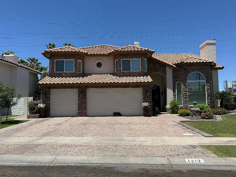 1312 N Regatta Dr — Photo 1