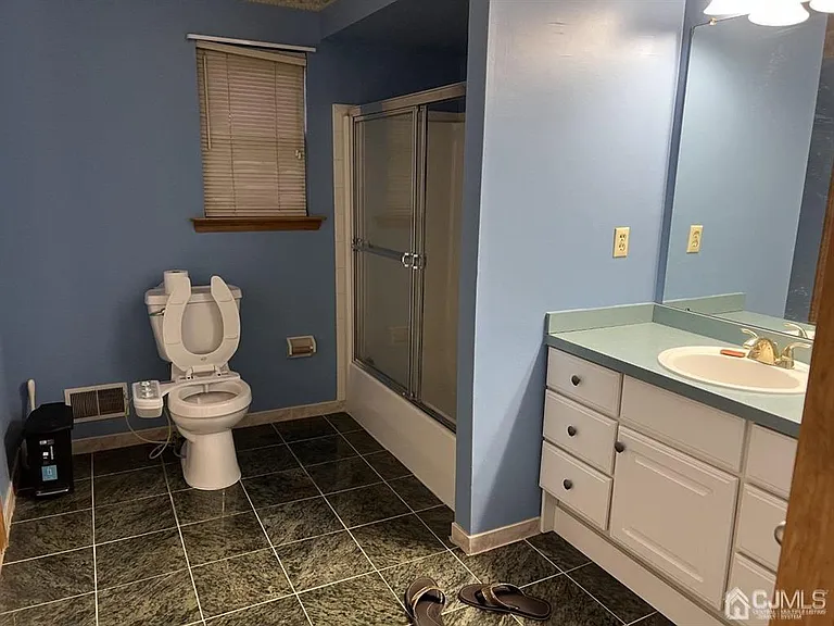 27 Marion St — Photo 11