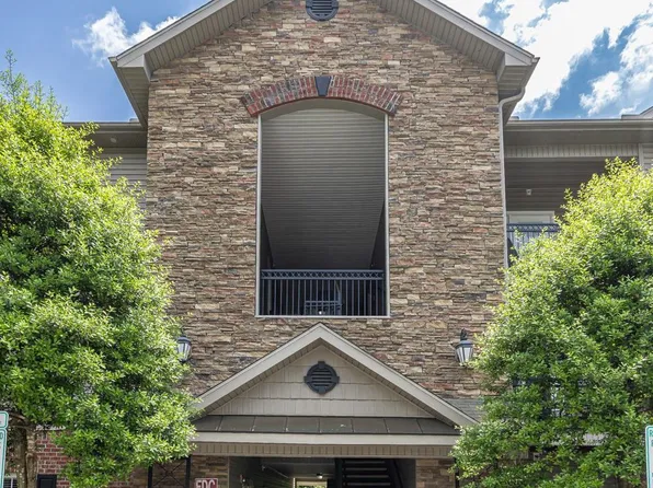 611 Appeldoorn Cir #611, Asheville, NC 28803