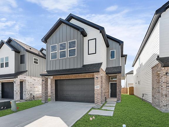 3rd image of 6402 Pregonero Ln