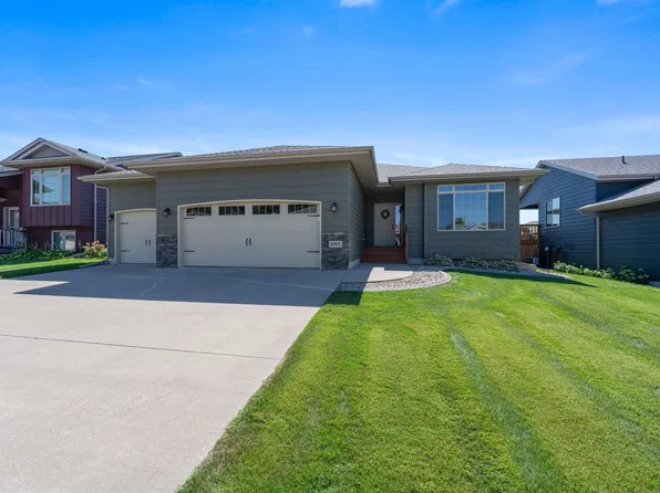 8005 W Vista Park St, Sioux Falls, SD 57106