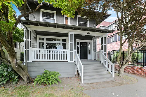 4727 18th Ave NE Photo 1 4727 18th Ave NE Photo 1